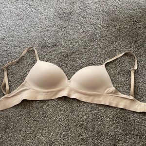 VS Pink wireless bra